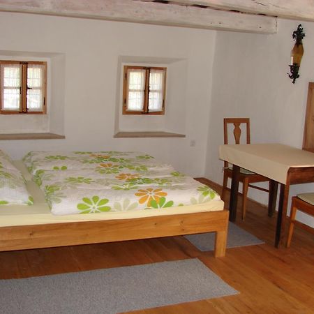 Apartments Koptur Skocjan  Habitación foto