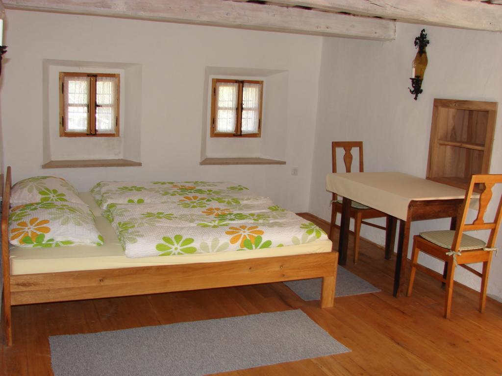 Apartments Koptur Skocjan  Habitación foto